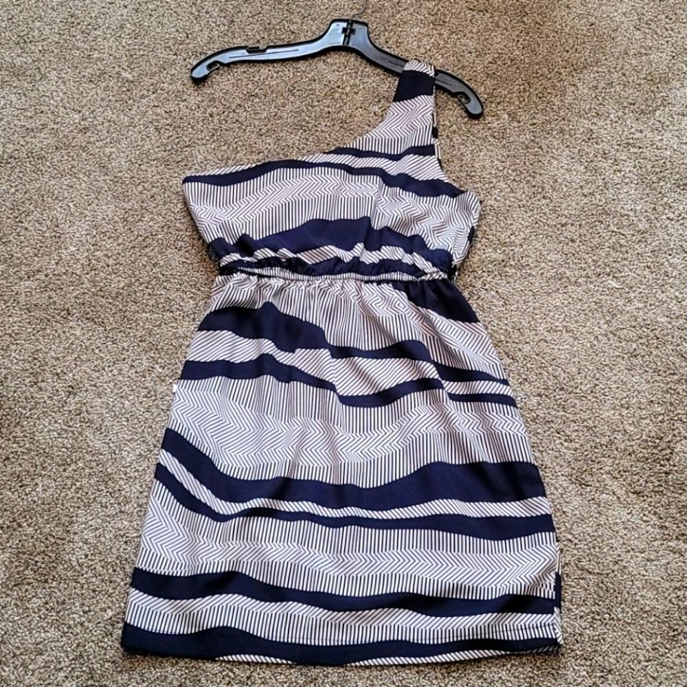 1 Strap Shoulder Mini dress